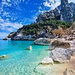 Nature's Pool * Bari Sardo